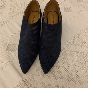 Women's Navy Kitten Heel Bootie